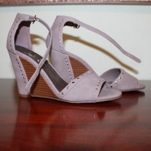 Guess wedge sandals